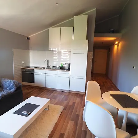 Neven Apartment