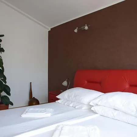 Apartment Neven Pula